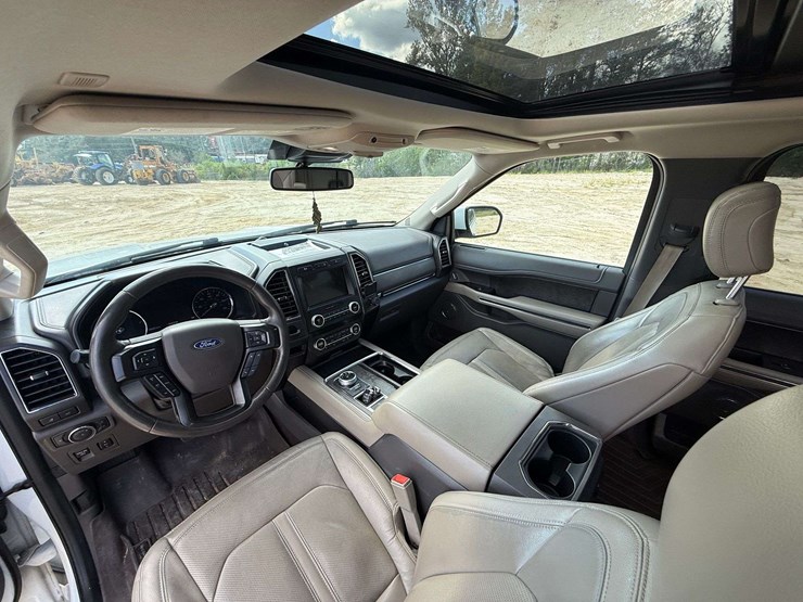 2020-ford-expedition-limited-image-8