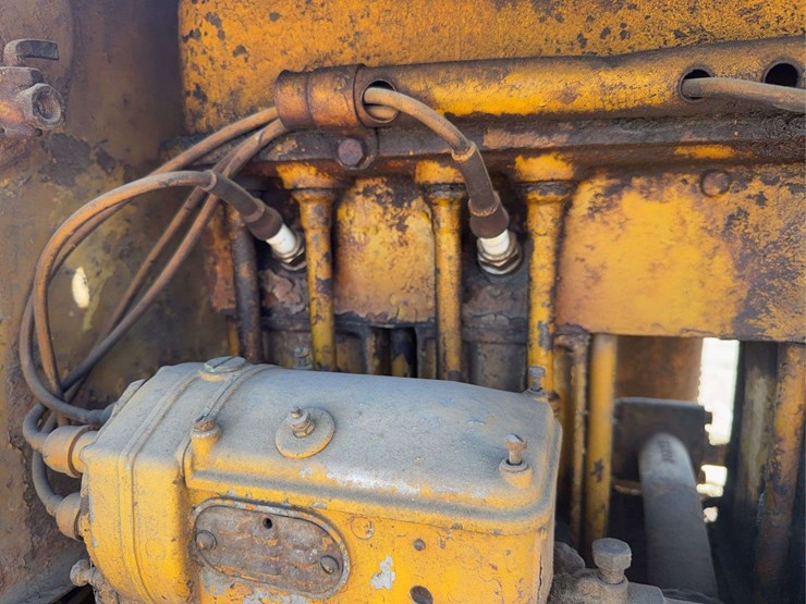caterpillar-28-image-35