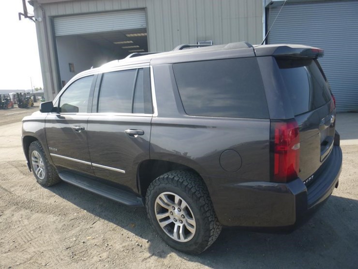 2018-chevrolet-tahoe-image-5