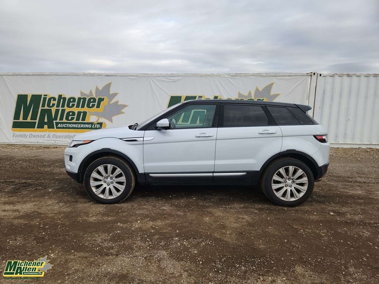 2015-land-rover-range-rover-evoque-image-5