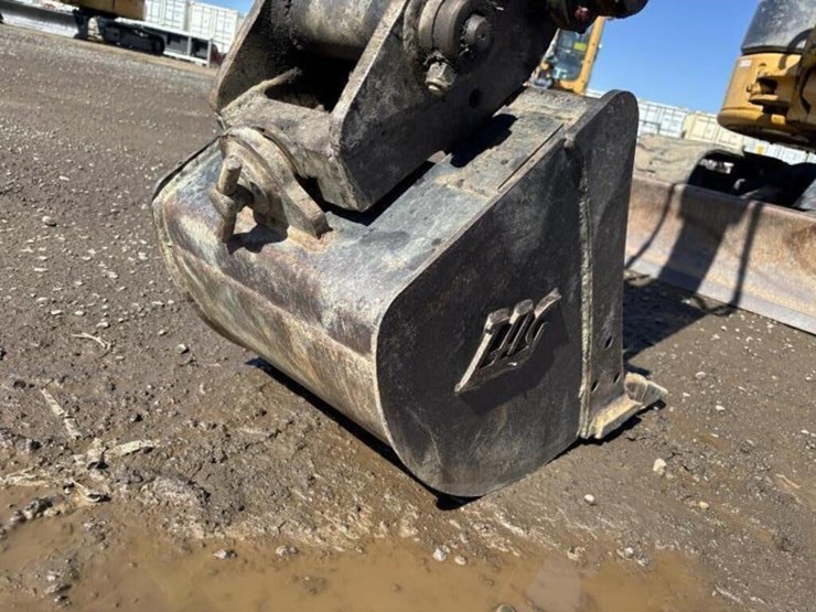 deere-27d-image-12