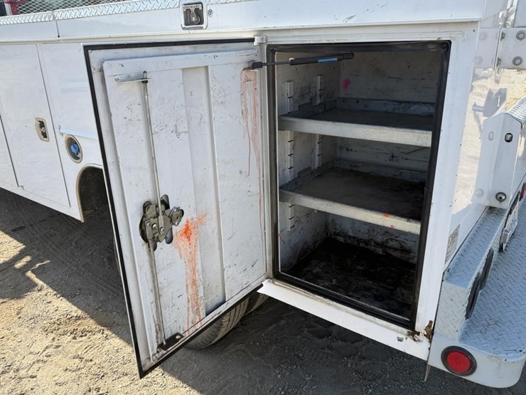 2019-ford-f450-image-33