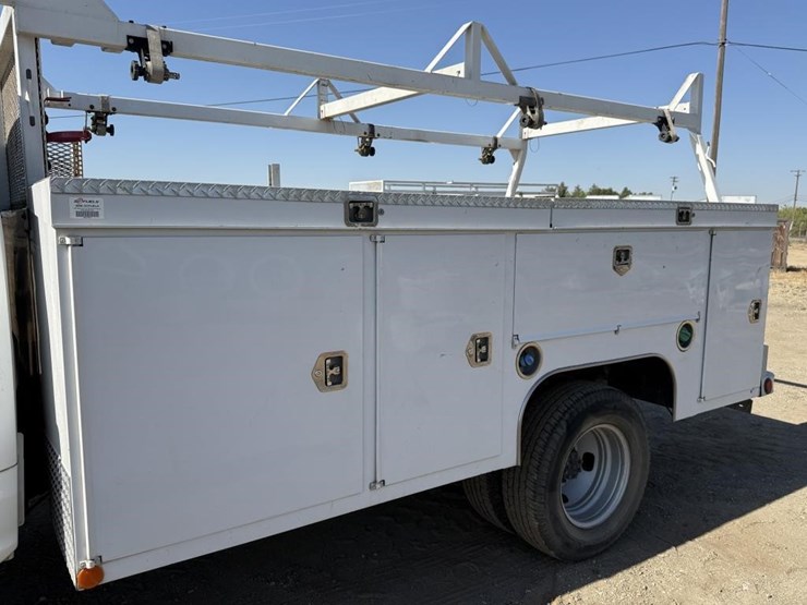 2019-ford-f450-image-12