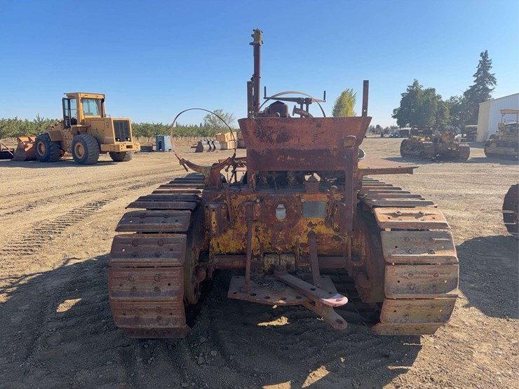 caterpillar-60-image-4