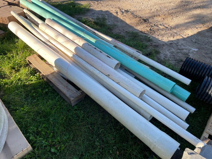 #3182-•-(2)-pallets-of-pvc-and-culvert-pieces-image-10