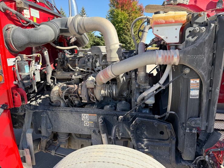 2020-peterbilt-389-image-63