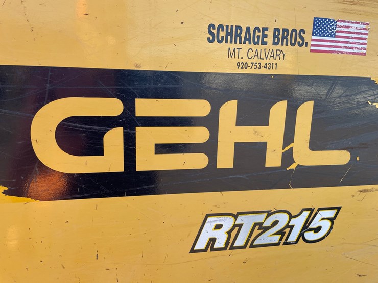 2022-gehl-rt215-image-22