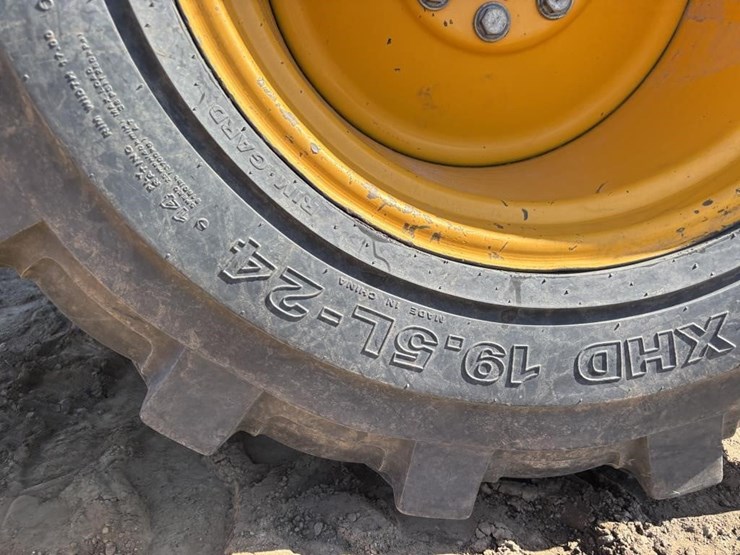 1988-deere-310c-image-30