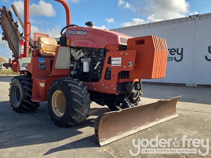 2016-ditch-witch-rt45-image-14