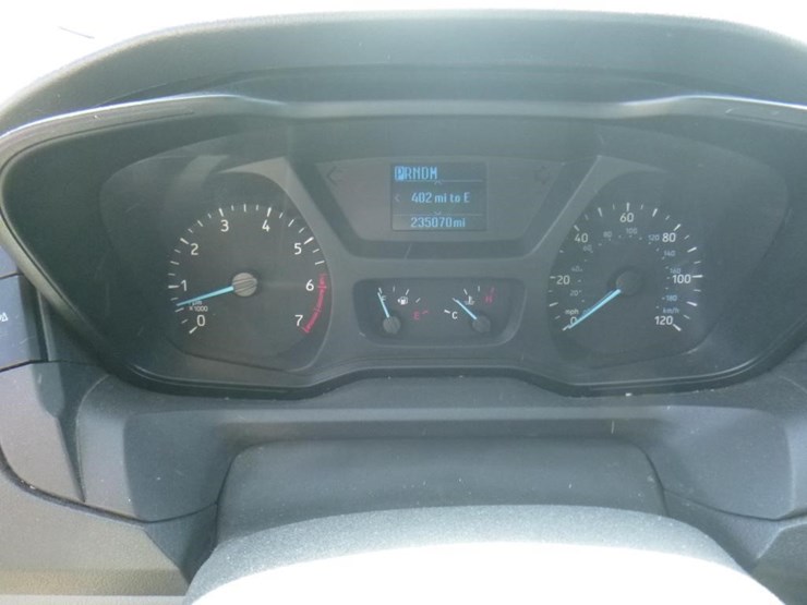 2017-ford-transit-image-14