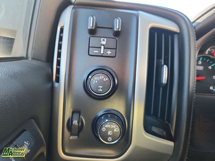 2017-gmc-sierra-1500-image-11
