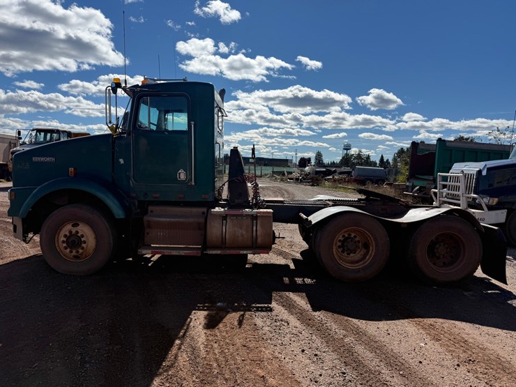 kenworth-t800-image-2