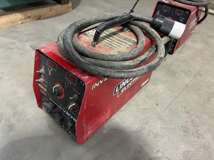 lincoln-electric-v276-inverter-welder-image-1