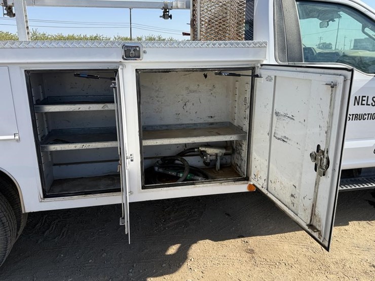 2019-ford-f450-image-28