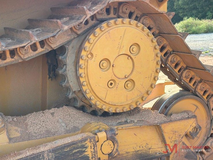 caterpillar-d6h-image-34