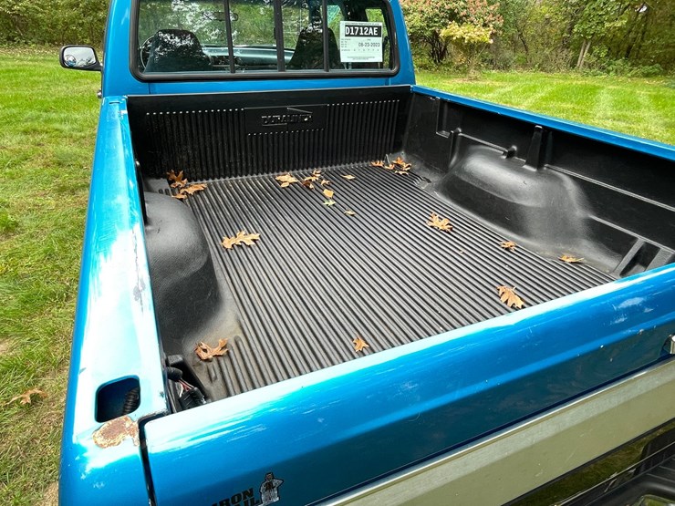 1995-ford-f150-xlt-image-30