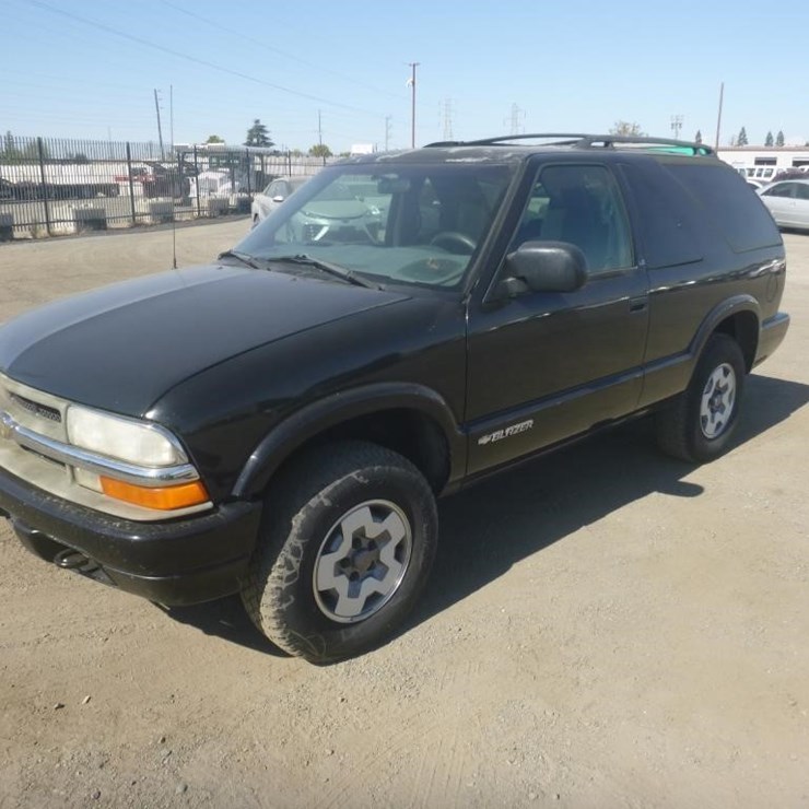 2002 CHEVROLET BLAZER
