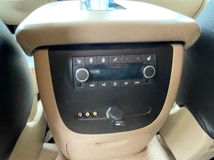 2007-chevrolet-tahoe-ltz-image-64
