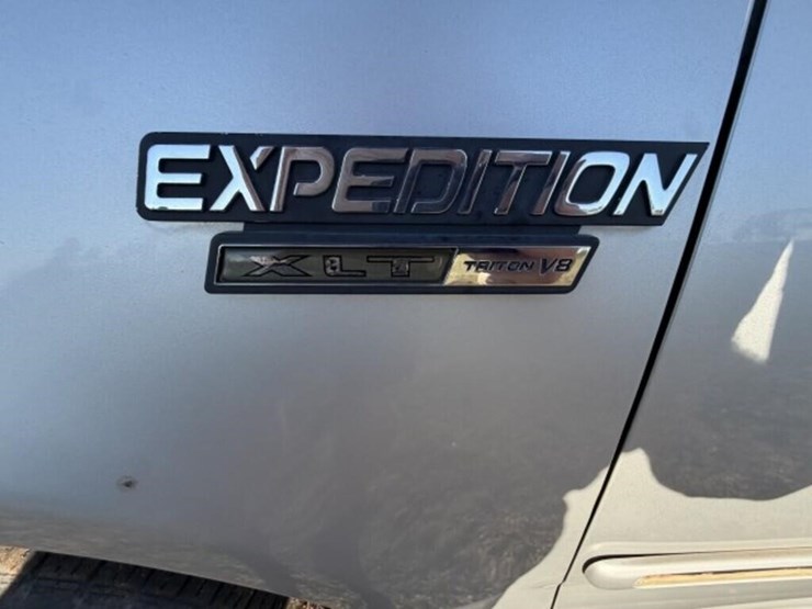 2001-ford-expedition-xlt-image-15