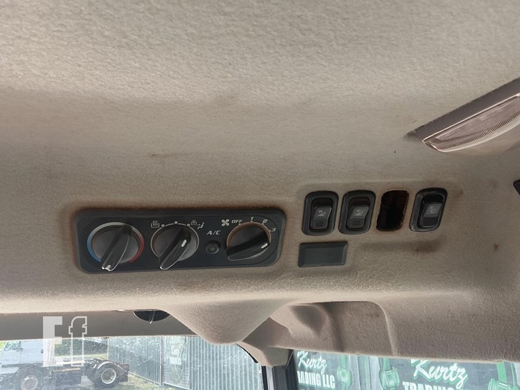 2019-kubota-m5n-091-image-15
