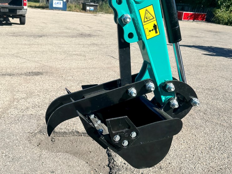 2026-unused-kv16r-mini-excavator-image-2