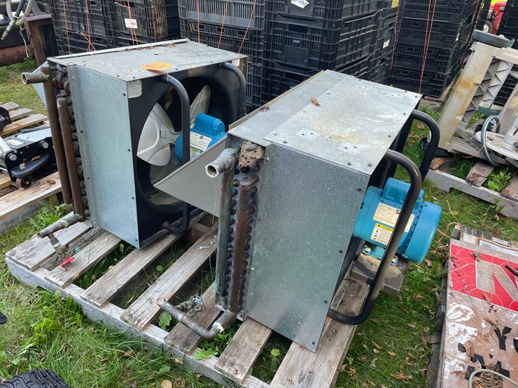 #3232-•-(2)-refrigeration-units-image-1