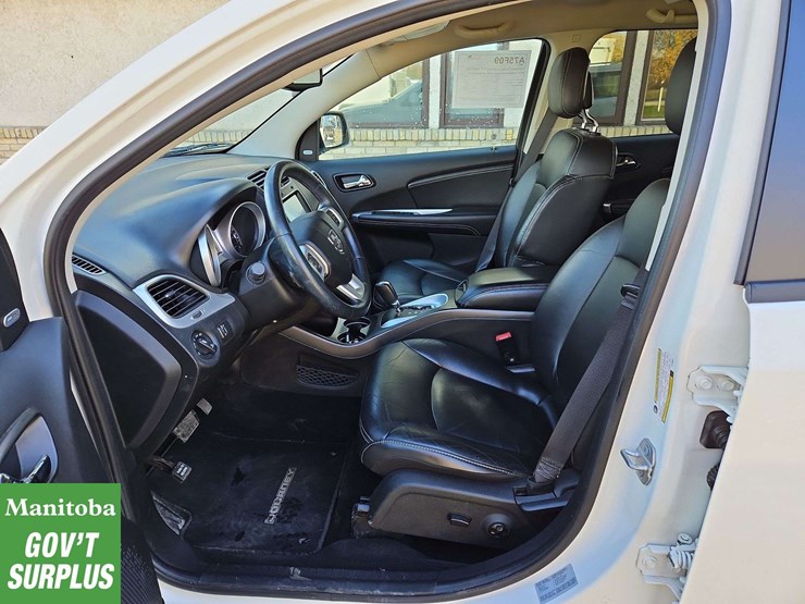 2015-dodge-journey-image-16