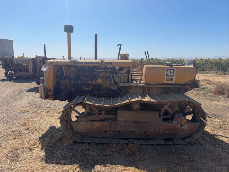 caterpillar-d5-image-18