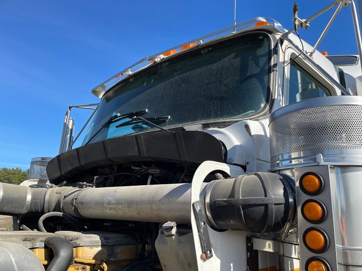 2001-kenworth-w900l-image-72
