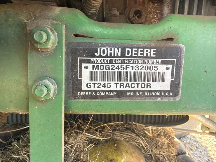 john-deere-245-image-14