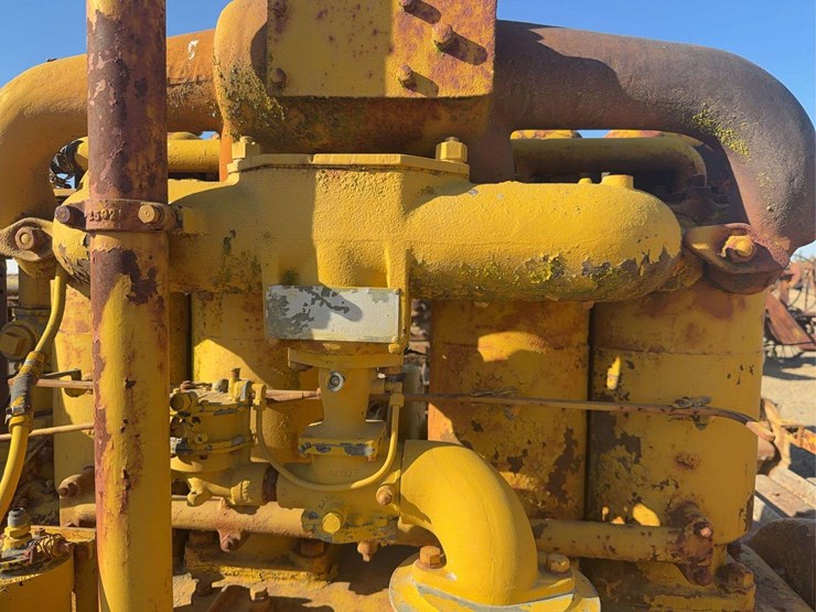 caterpillar-60-image-21