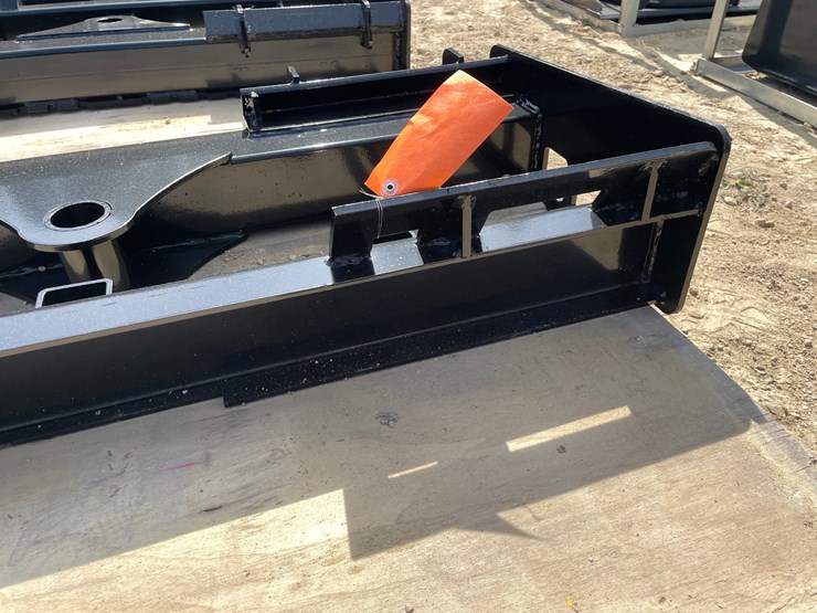 #2031-•-wolverine-skid-steer-pallet-fork-frame-attachment-image-11