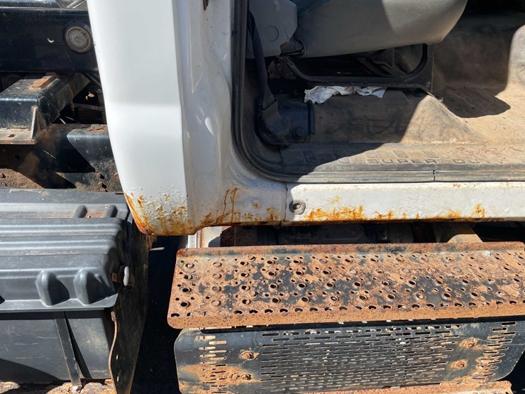 2013-ford-f750-image-66