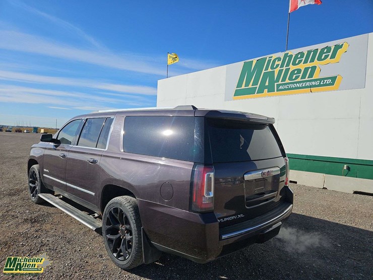 2015-gmc-yukon-xl-denali-image-3