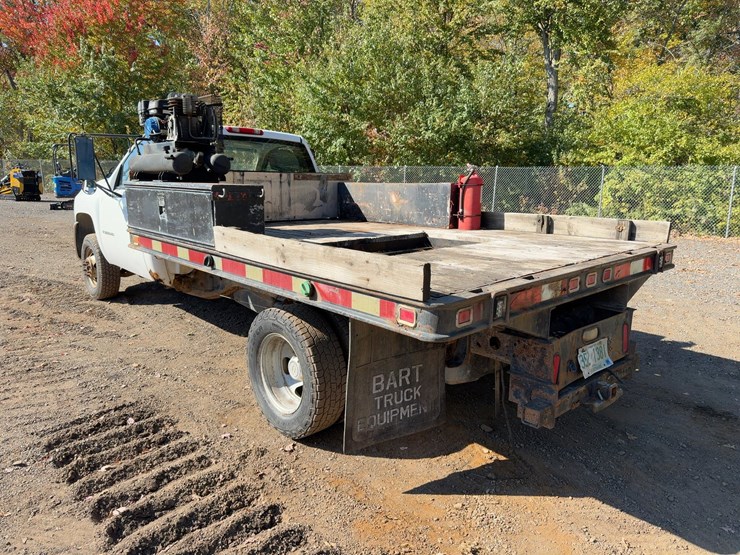 2008-chevrolet-3500hd-image-3