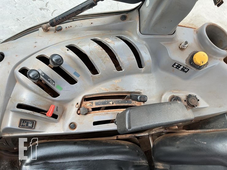 2019-kubota-m5n-091-image-12