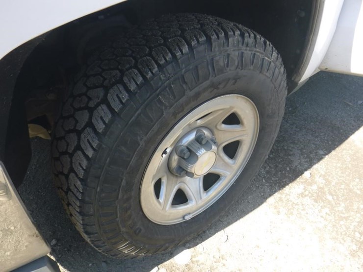 2016-chevrolet-1500-image-11