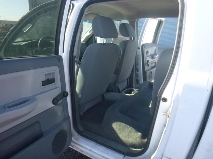 2007-dodge-dakota-image-8