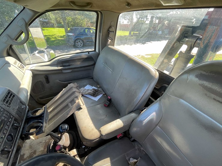 2008-ford-f750-image-56