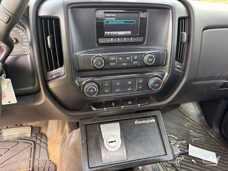 2015-chevrolet-silverado-1500-image-12