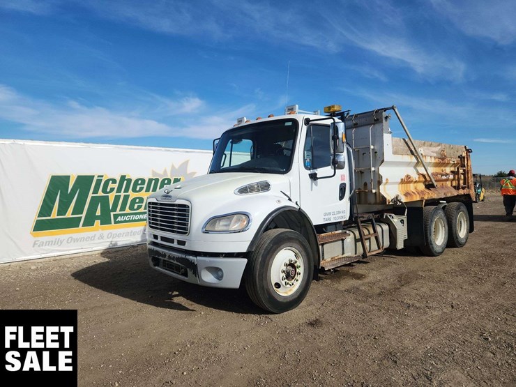 2018-freightliner-m2-106-image-1