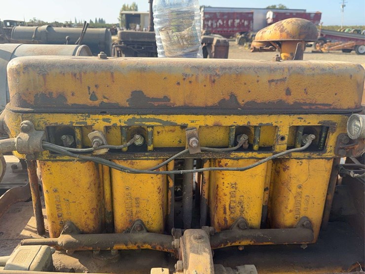 caterpillar-thirty-image-25