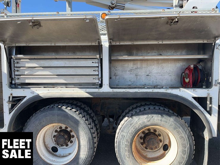 2011-international-workstar-7400-image-26