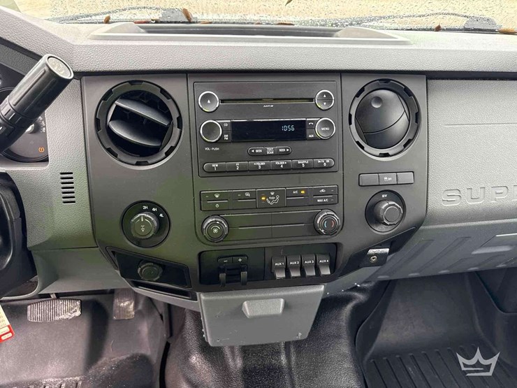 2014-ford-f350-image-17