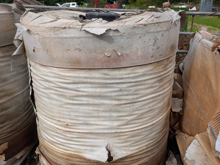 #4069-•-round-225-gallon-tote-image-3