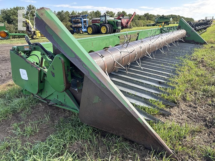 1993-john-deere-930r-image-9