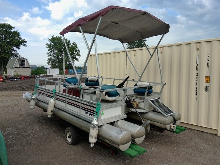 2005-cruiser-lo-pro-pontoon-boat-image-6