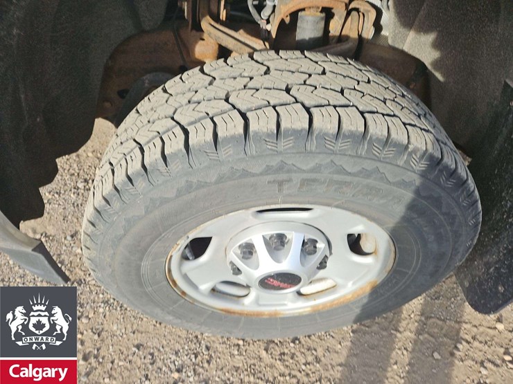 2015-gmc-sierra-2500hd-image-9