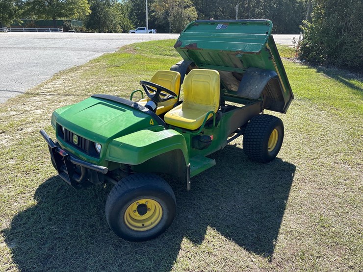 john-deere-gator-image-14