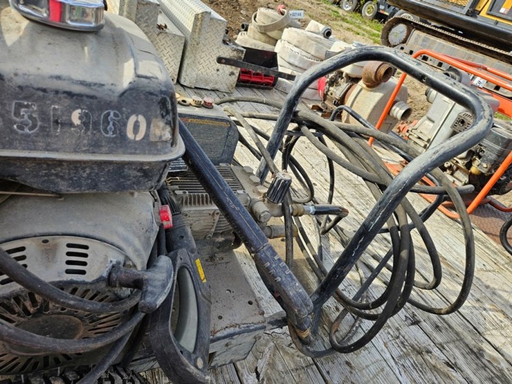 #2141-•-mi-t-m-portable-pressure-washer-image-10
